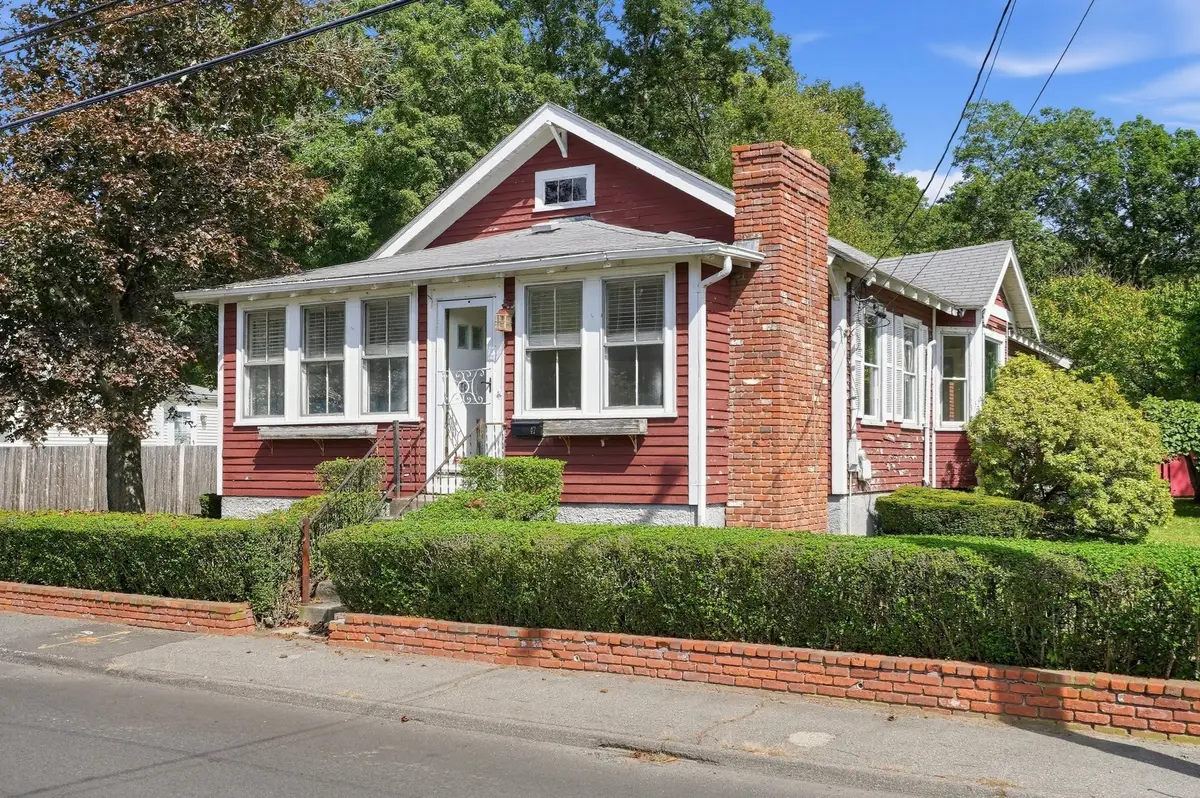 47 Fremont St, Taunton, MA 02780 - #1