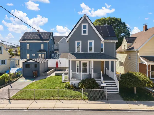 17 Estes St, Everett, MA 02149