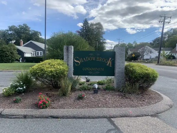 7 Shadowbrook Lane #33, Milford, MA 01757