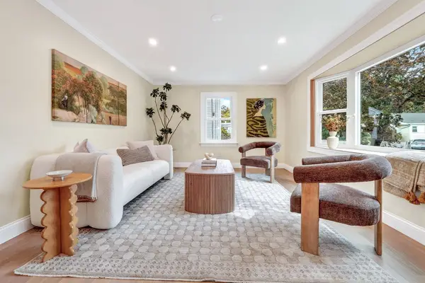 107 Woodley Ave, Boston, MA 02132