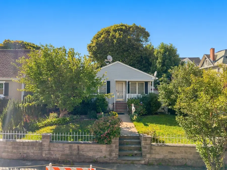 739 County St, New Bedford, MA 02740 - #2