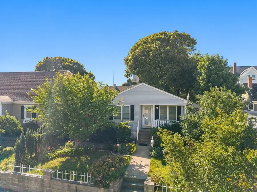 739 County St, New Bedford, MA 02740 - #3