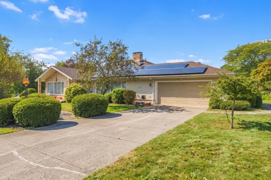 131 Valley Rd, Somerset, MA 02726 - #2