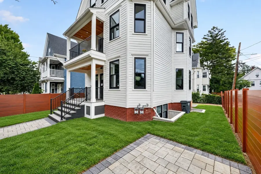 44-46 Walden St, Cambridge, MA 02140 - #3
