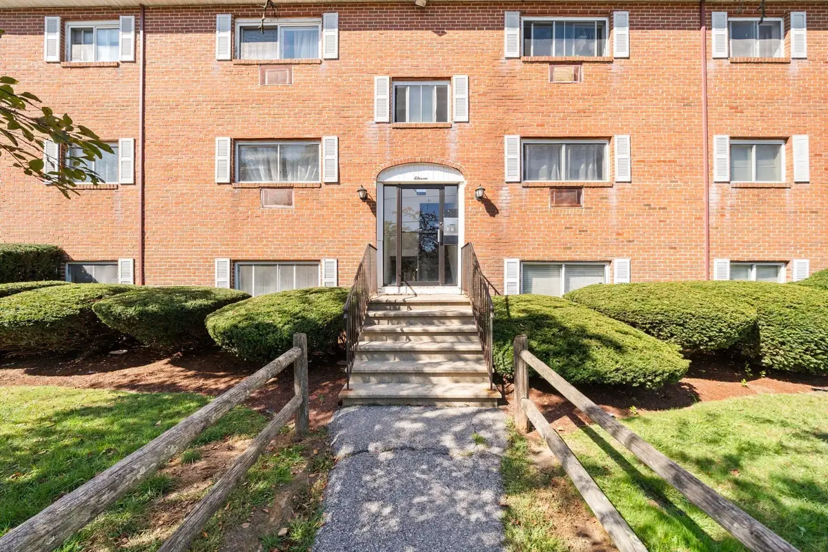 11 Glen Ave #28, Chelmsford, MA 01824 - #1