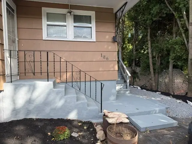 186 Pearl St, Brockton, MA 02301 - #2