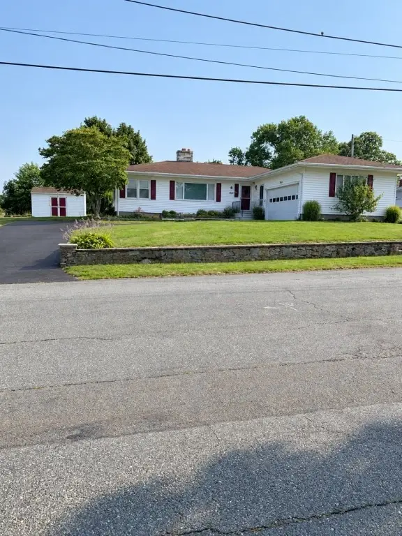 156 Eastview Ave, Somerset, MA 02726 - #1