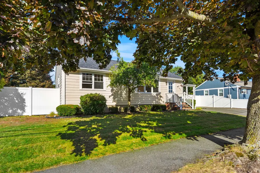 36 Macarthur Blvd, Danvers, MA 01923 - #3