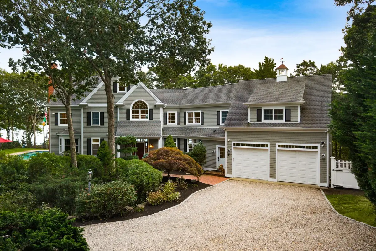 25 Duck Blind Rd, Falmouth, MA 02536 - #1