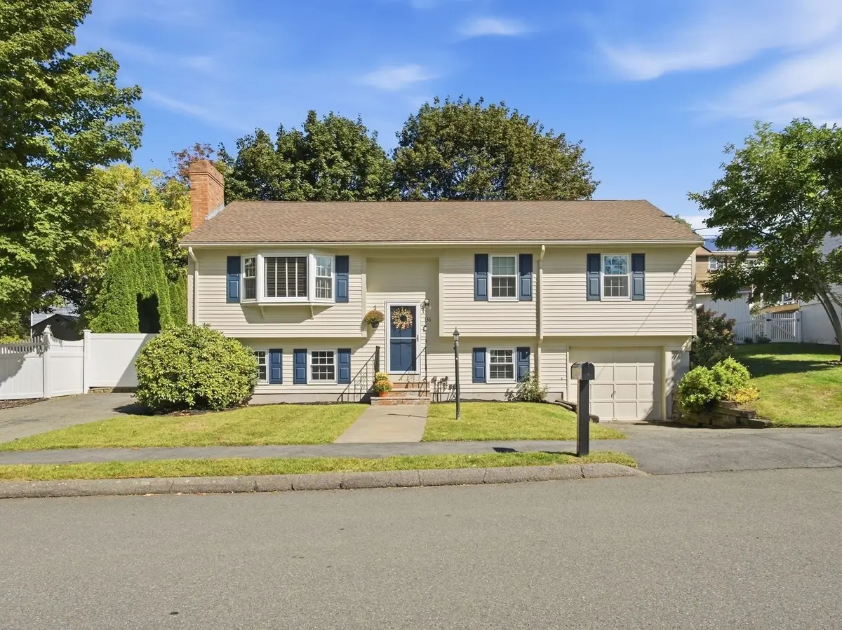136 Maplewood Rd, Lynn, MA 01904 - #1