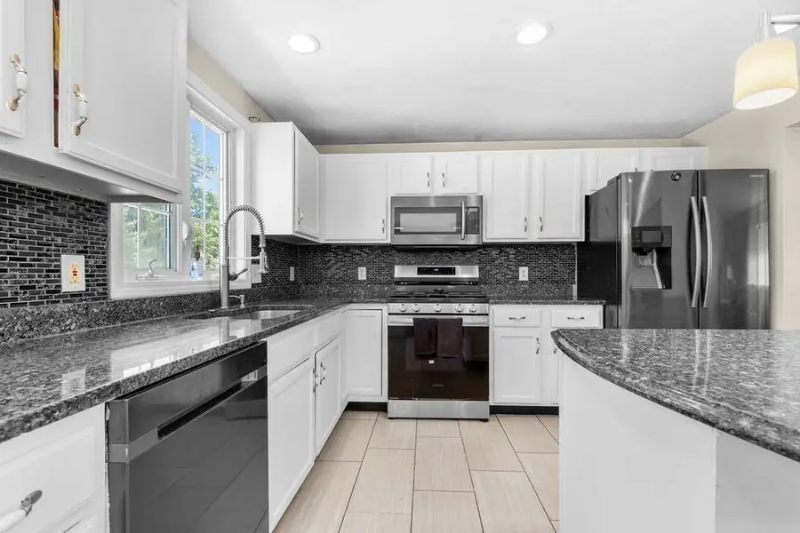 39 Frost Ave, Brockton, MA 02301 - #2