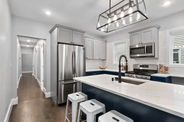 101 Draper St #1, Boston, MA 02122