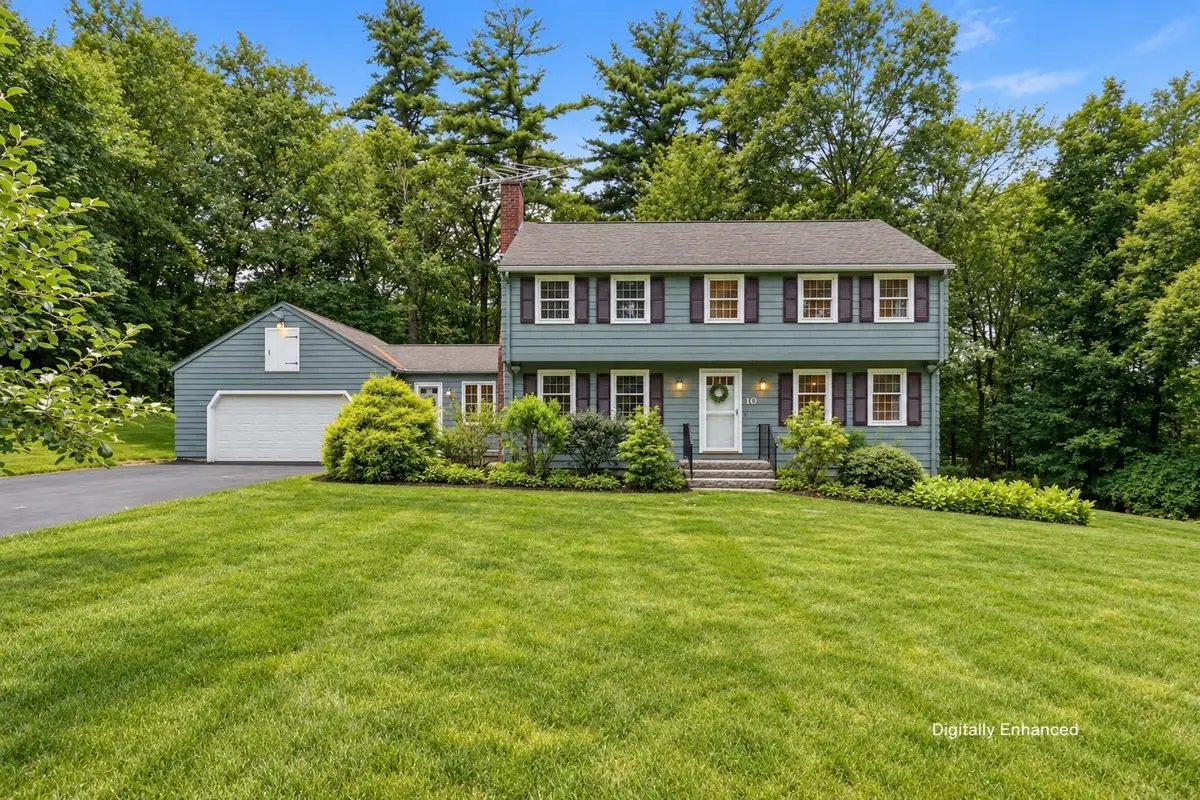 10 Beaver Dam Dr, Westford, MA 01886 - #1