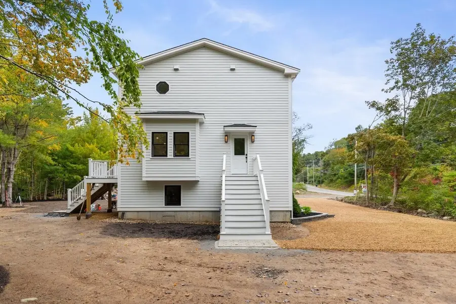 318 Essex Ave #A, Gloucester, MA 01930 - #2