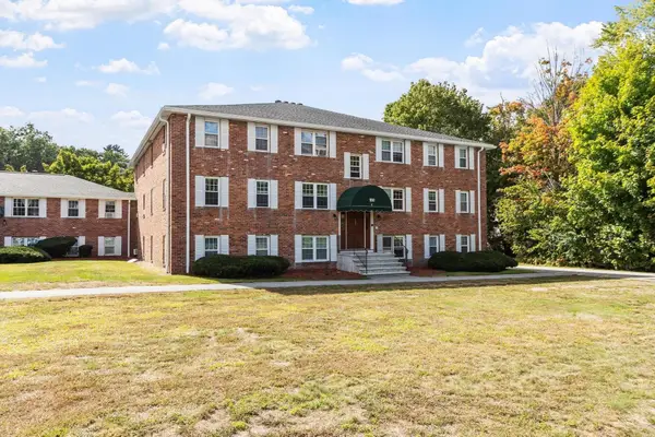 180 Tyngsboro Road #9C, Chelmsford, MA 01863