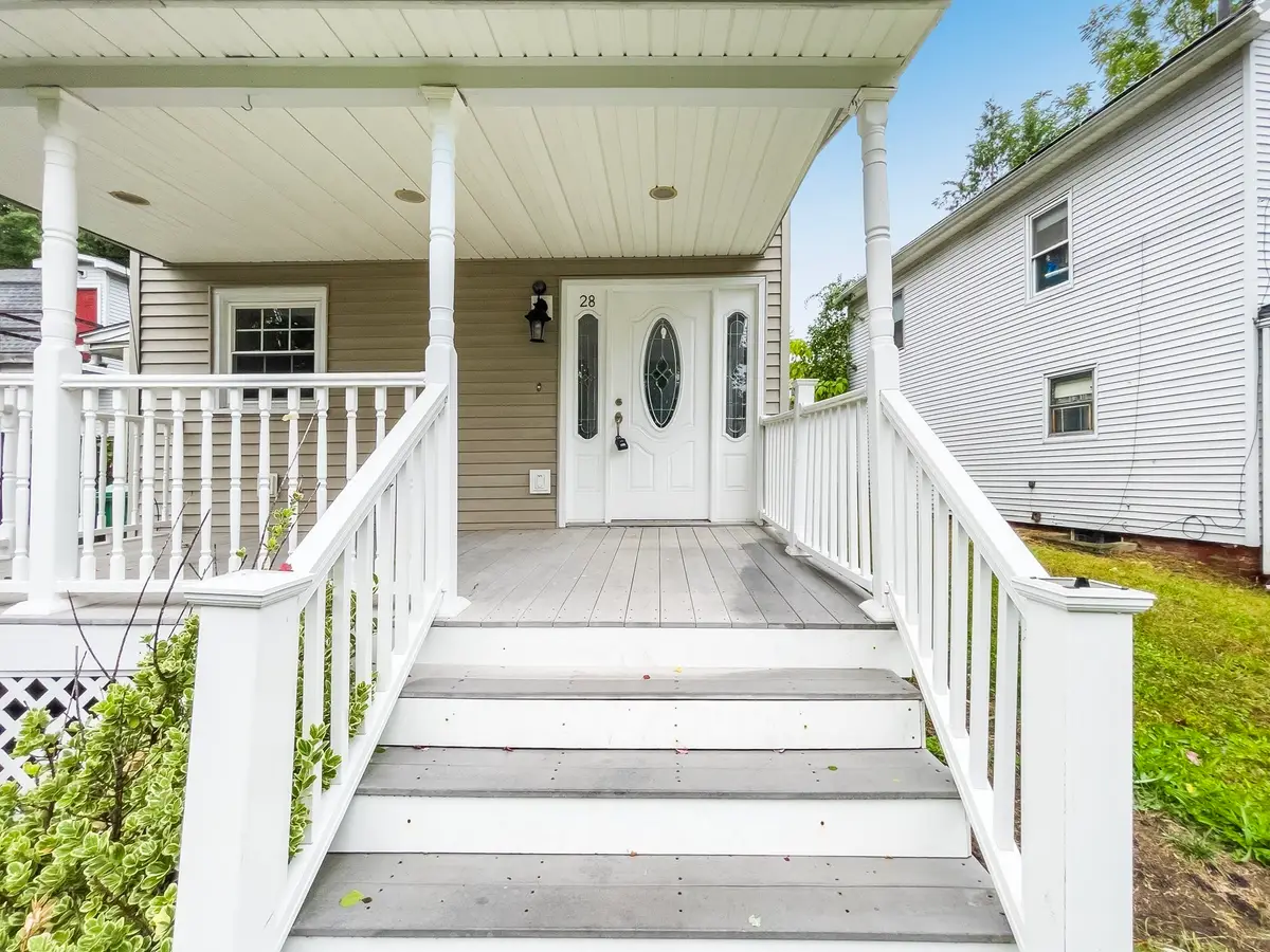 28 Wells Ave, Chicopee, MA 01020 - #1