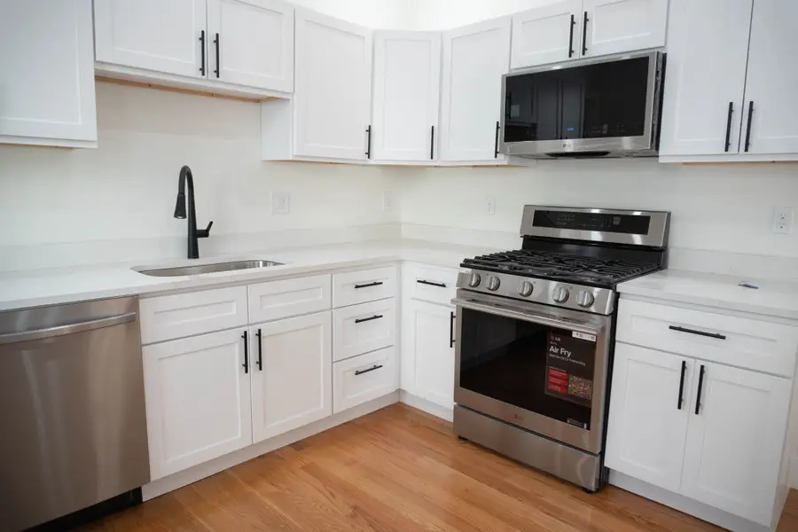 20 Rill St, Boston, MA 02125 - #3