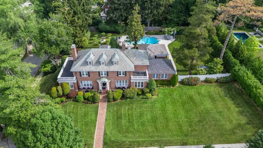 393 Commonwealth, Newton, MA 02467 - #2