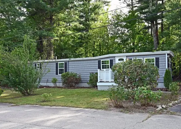 5 Siesta Dr., Wareham, MA 02576