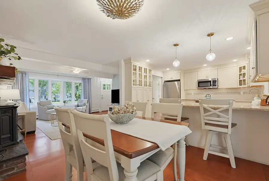 45 Surrey Dr, Mansfield, MA 02048 - #3