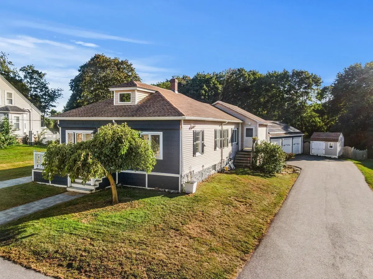91 Currier St, Methuen, MA 01844 - #1