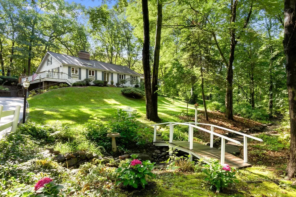 6 Bruce Road, Danvers, MA 01923 - #1