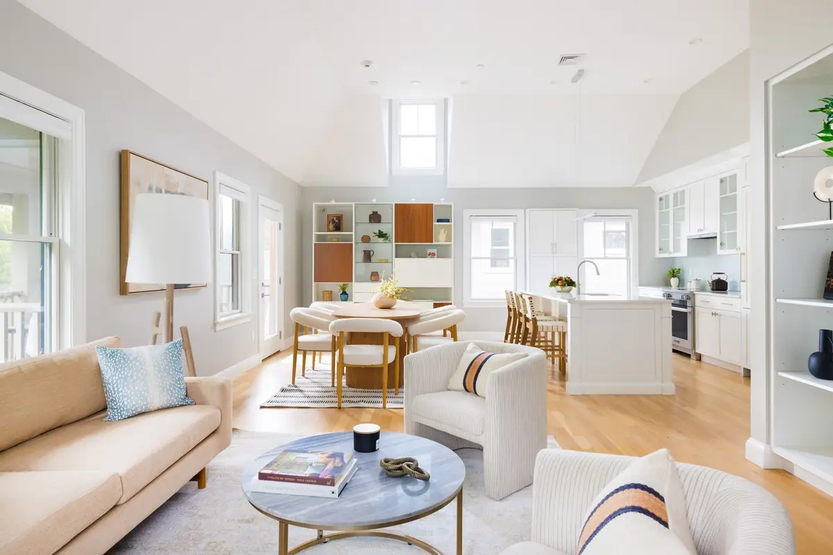 29 Elm St #3, Brookline, MA 02445 - #1