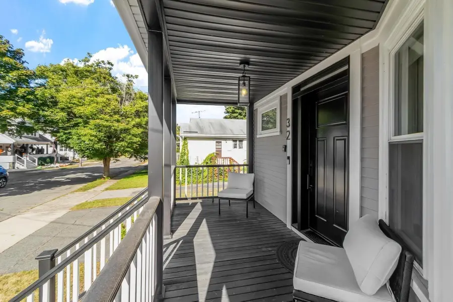 32 Coolidge Ave, Peabody, MA 01960 - #3