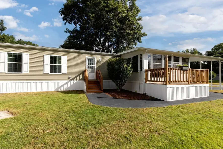 18 Candlelight Dr, Plymouth, MA 02360 - #2