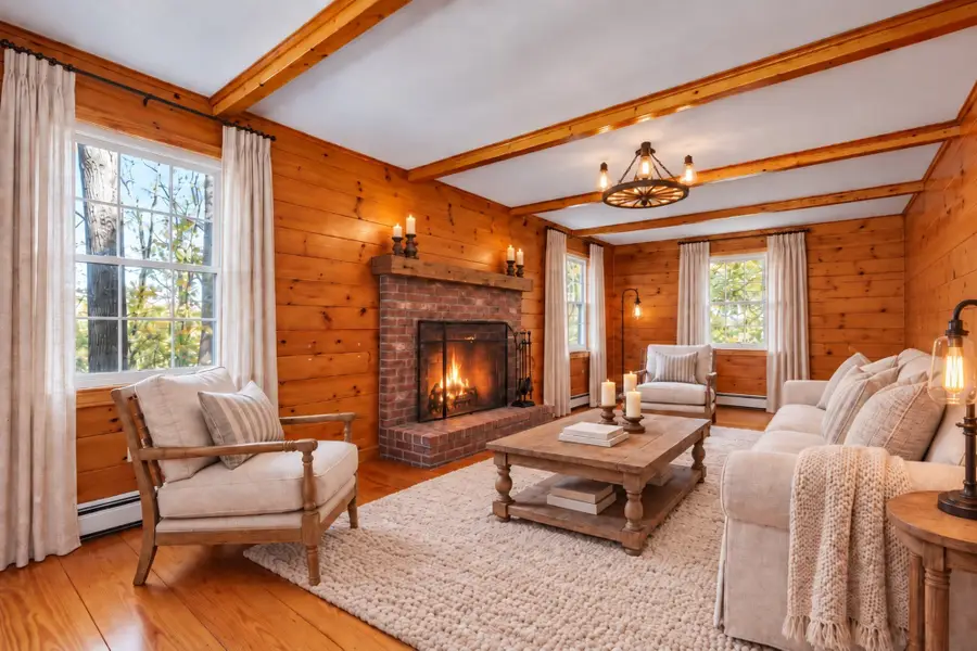 11 Woods Rd., Westminster, MA 01473 - #3