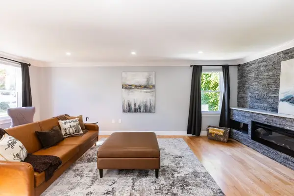 14 Gervais Way, Methuen, MA 01844