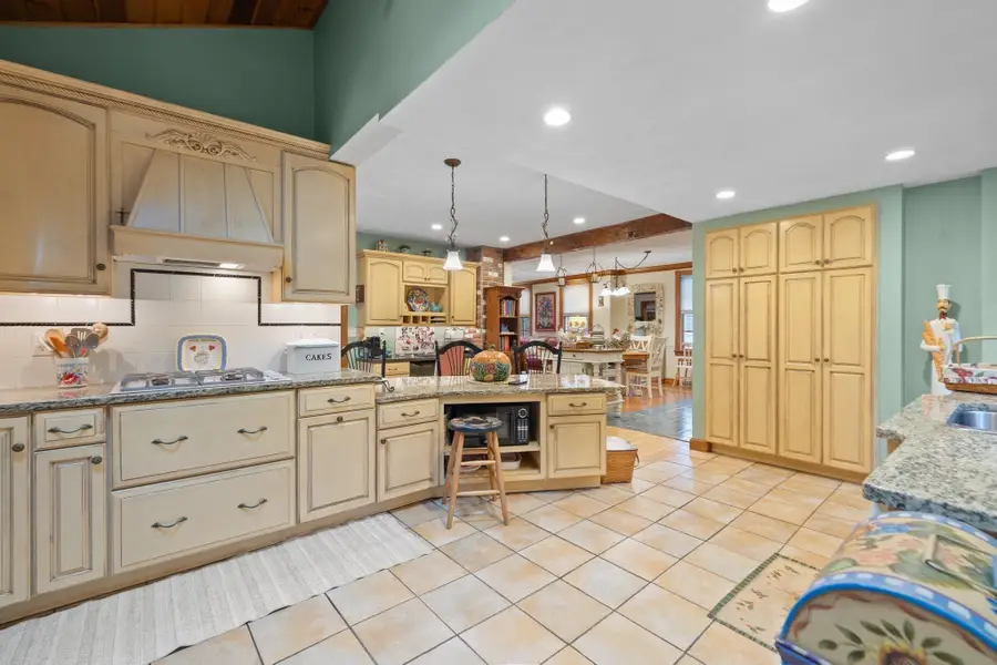 41 Elm Street, Saugus, MA 01906 - #3