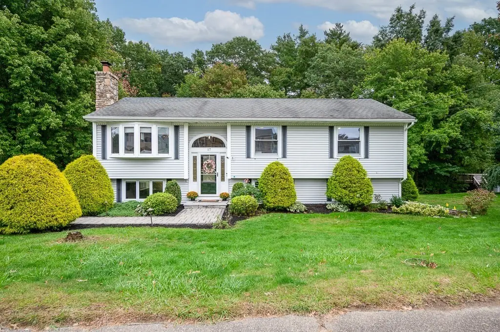 17 Vinal St, Hudson, MA 01749 - #1