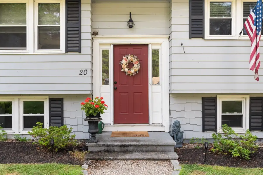 20 Robinhood Lane, Billerica, MA 01821 - #3