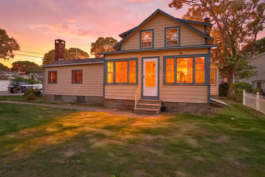 30 Monroe St, Wareham, MA 02532 - #2