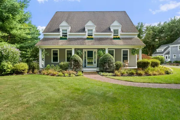 25 School St, Marshfield, MA 02050