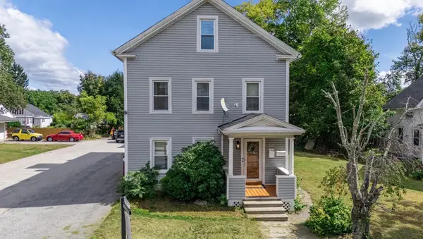 547 School St, Webster, MA 01570