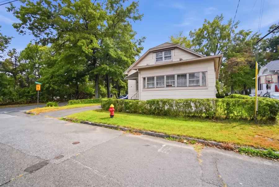96 Stewart St, Chicopee, MA 01020 - #2