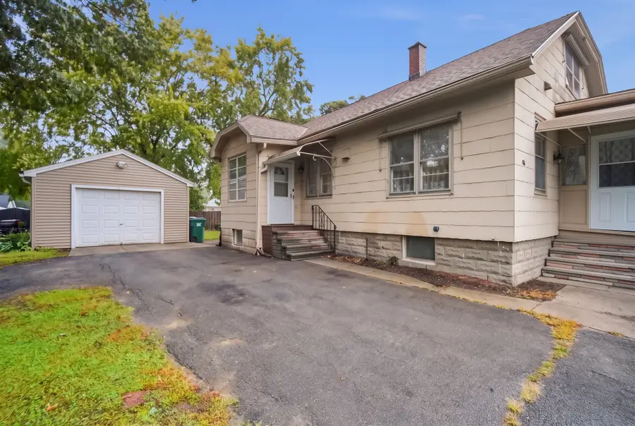 96 Stewart St, Chicopee, MA 01020 - #3