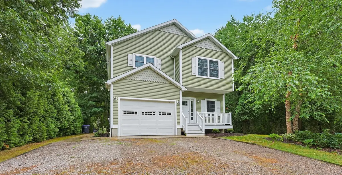 109 Bear Hill Rd, Cumberland, RI 02864 - #1