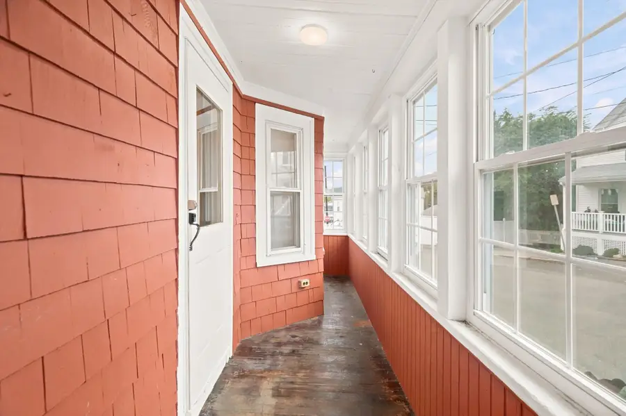 8 Ord St, Salem, MA 01970 - #3
