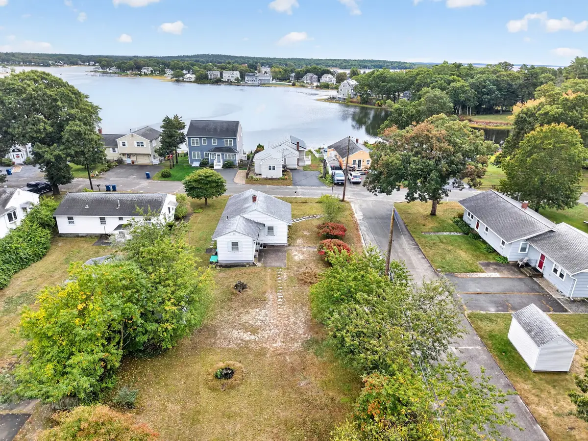 24 Broadmarsh Ave, Wareham, MA 02571 - #1