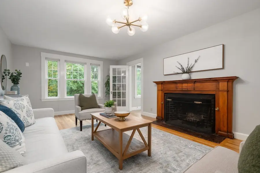 3 Daniel Street, Newton, MA 02459 - #2