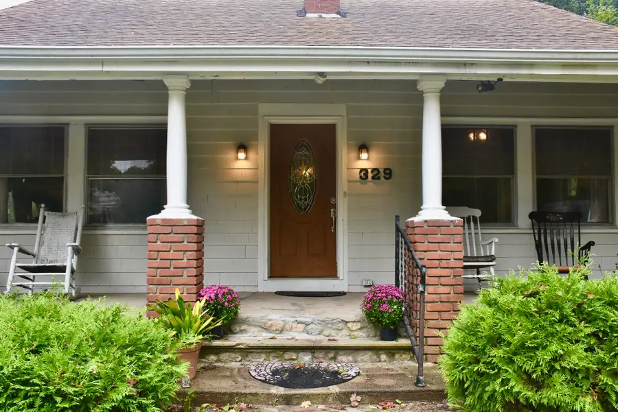 329 Wareham Rd, Marion, MA 02738 - #3