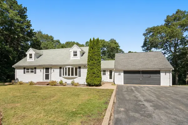 46 Wayne Rd, Bourne, MA 02532