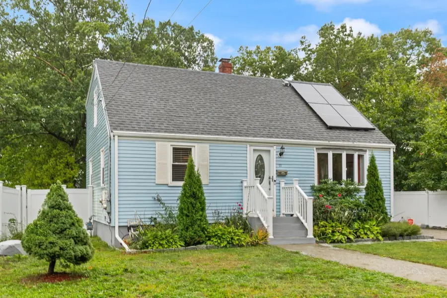 12 Cedar Circle, Randolph, MA 02368 - #3