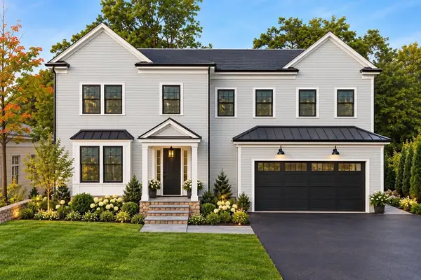16 Rockland Street, Wellesley, MA 02481
