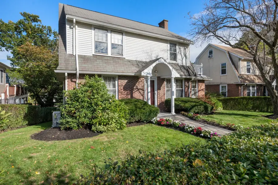1929 Commonwealth Ave, Newton, MA 02466 - #2