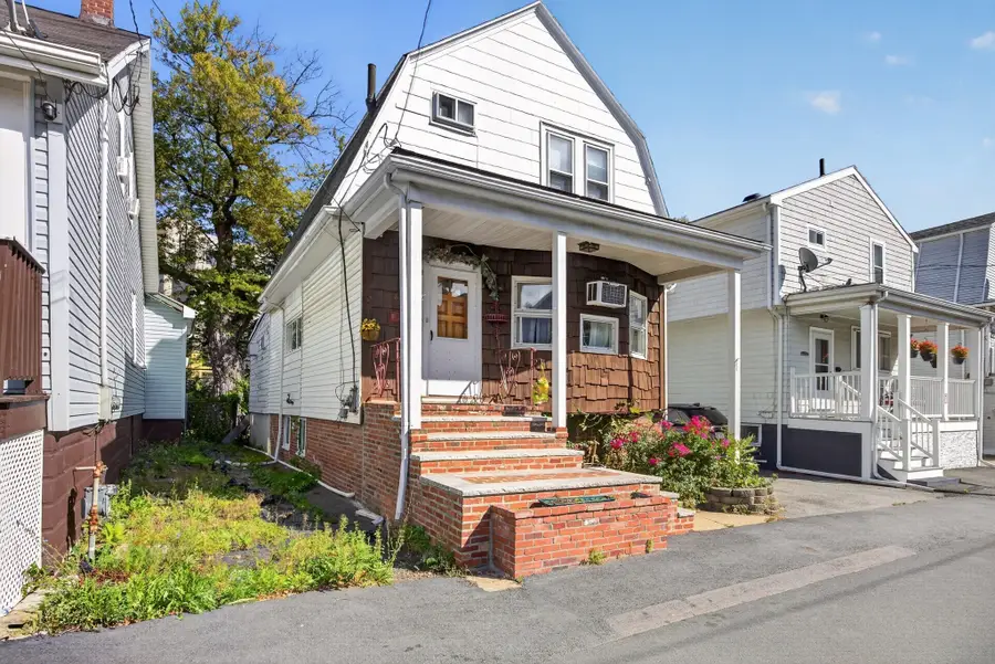 40 Avalon St, Revere, MA 02151 - #3