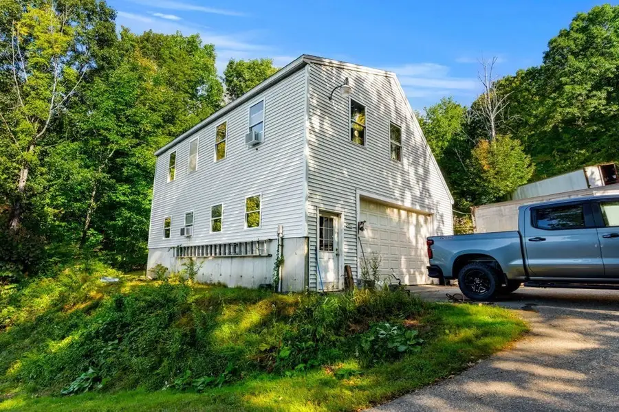233 Lovers Ln, Haverhill, MA 01830 - #3